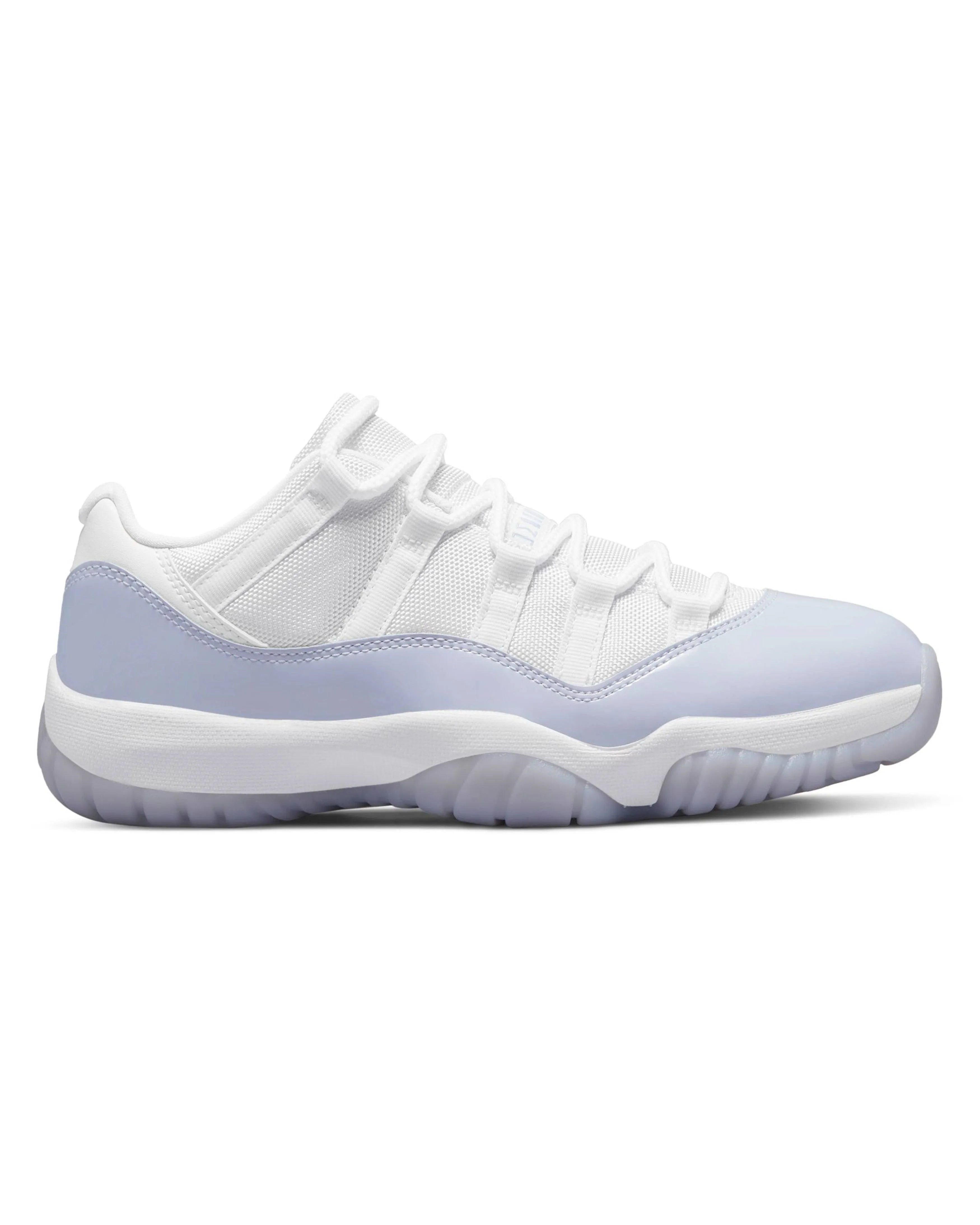 Air Jordan 11 Retro Low Pure Violet