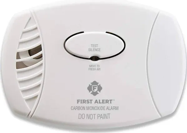 First Alert Carbon Monoxide Plug-In Alarm with Battery