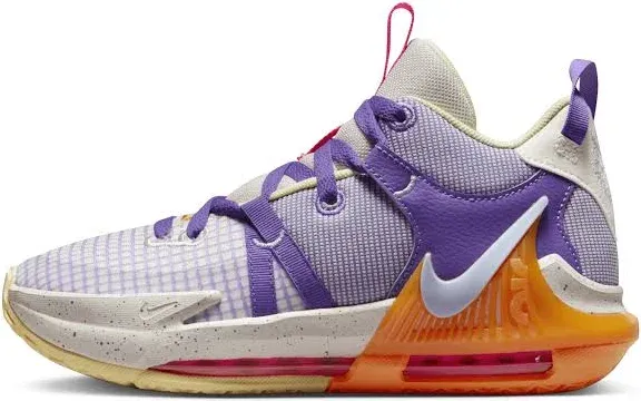 Nike LeBron Witness 7 Basketball Shoes