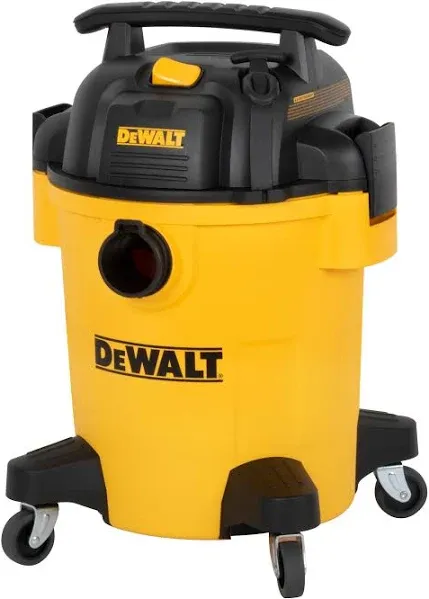 DEWALT 6 Gallon Wet/Dry Vacuum