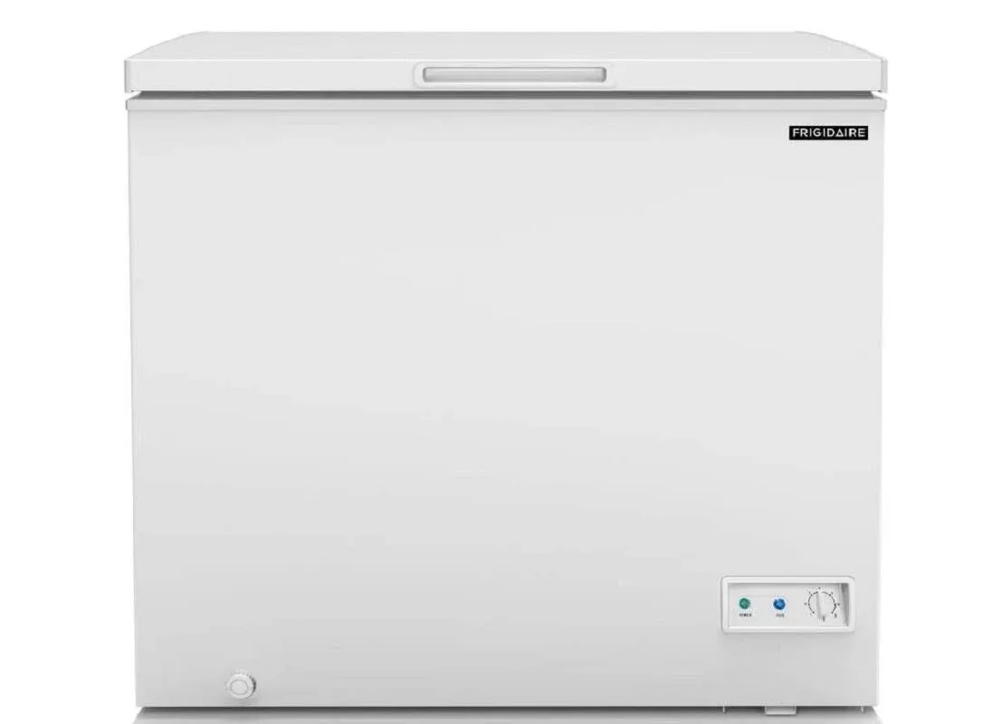 Frigidaire EFRF7003 7.0 Cu. ft. White Chest Freezer