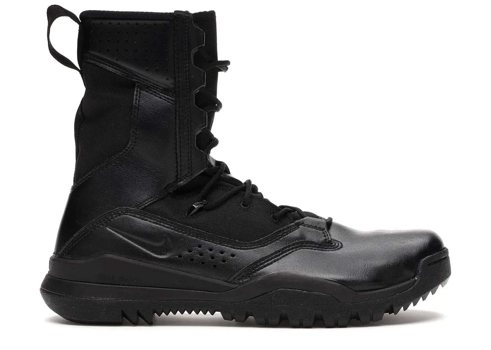 Nike Men's SFB Field 2