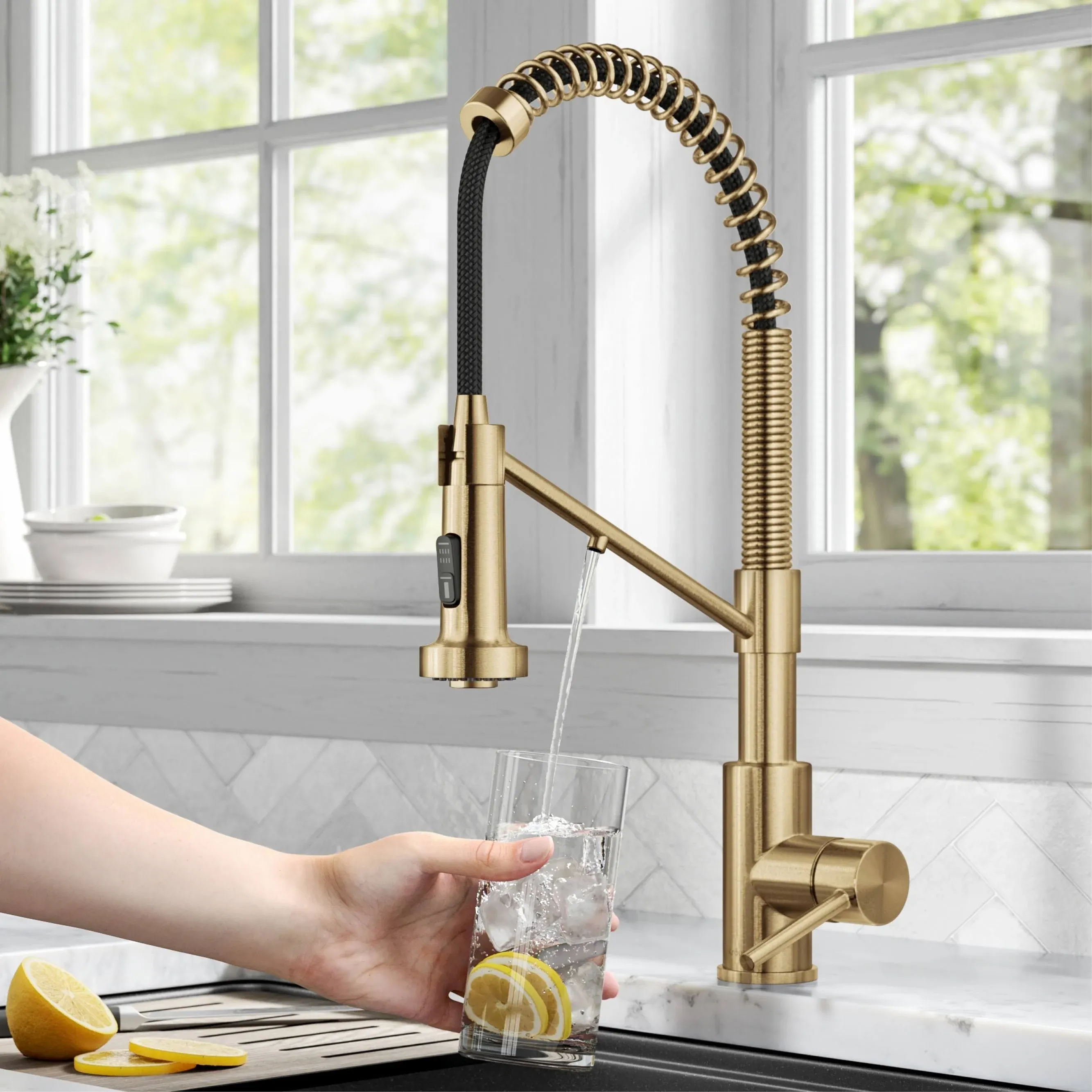 Kraus KPF-1610 Bolden 1.8 GPM 18" Pull-Down Spray Kitchen Faucet with Dual-Funct Brushed Gold Faucet Kitchen Single Handle