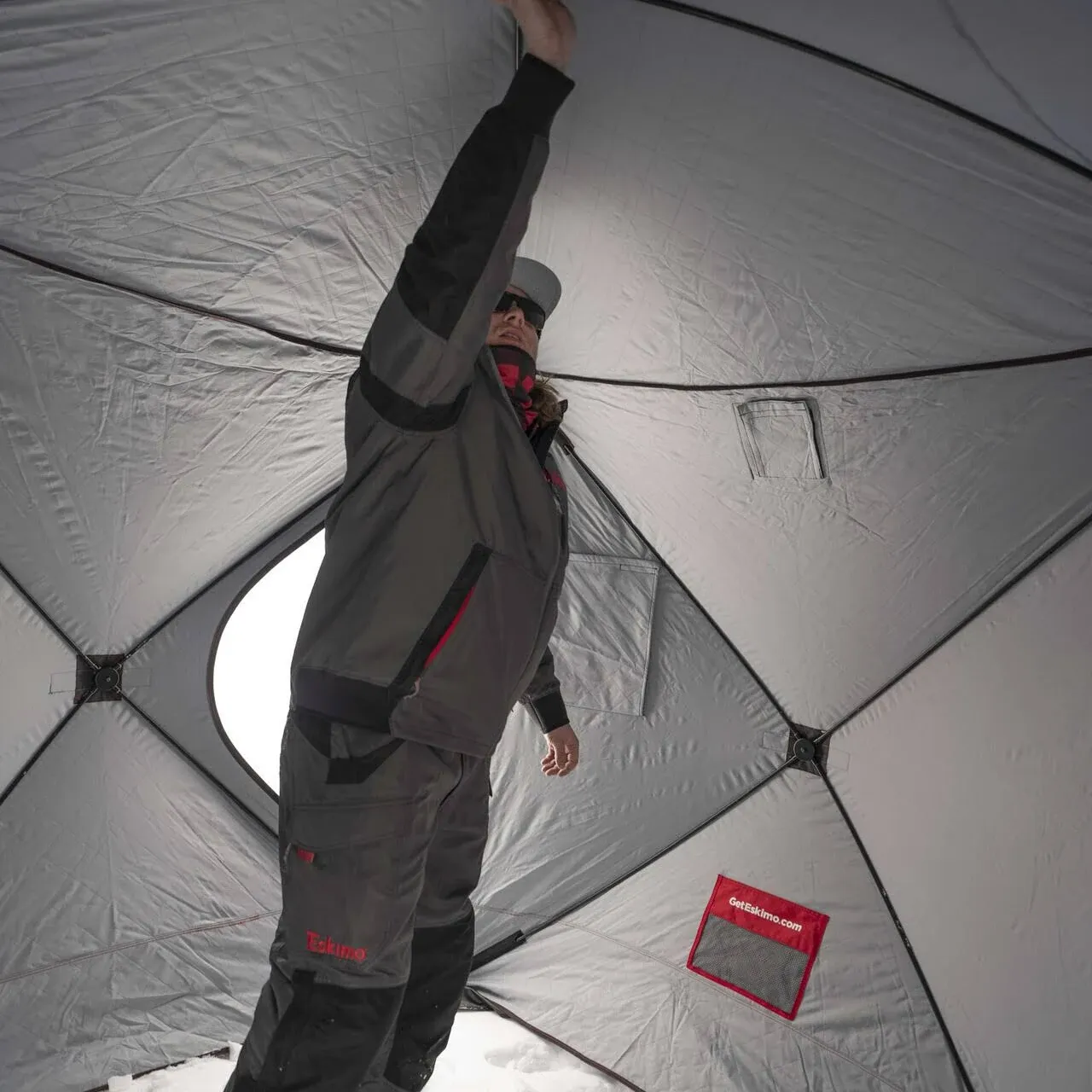 Eskimo 850XD Outbreak Ice Shelter